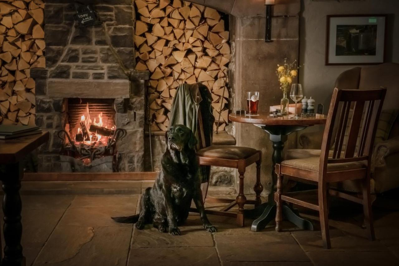 ホテル The Lister Arms マルハム エクステリア 写真